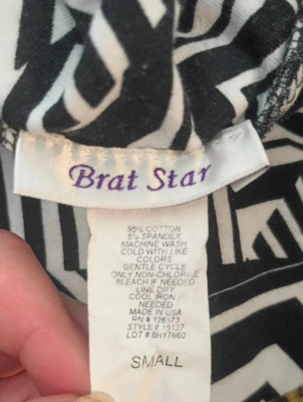Brat Star Size S Black & White Mini Skirt Elastic Waist 95% Cotton 5% Spandex